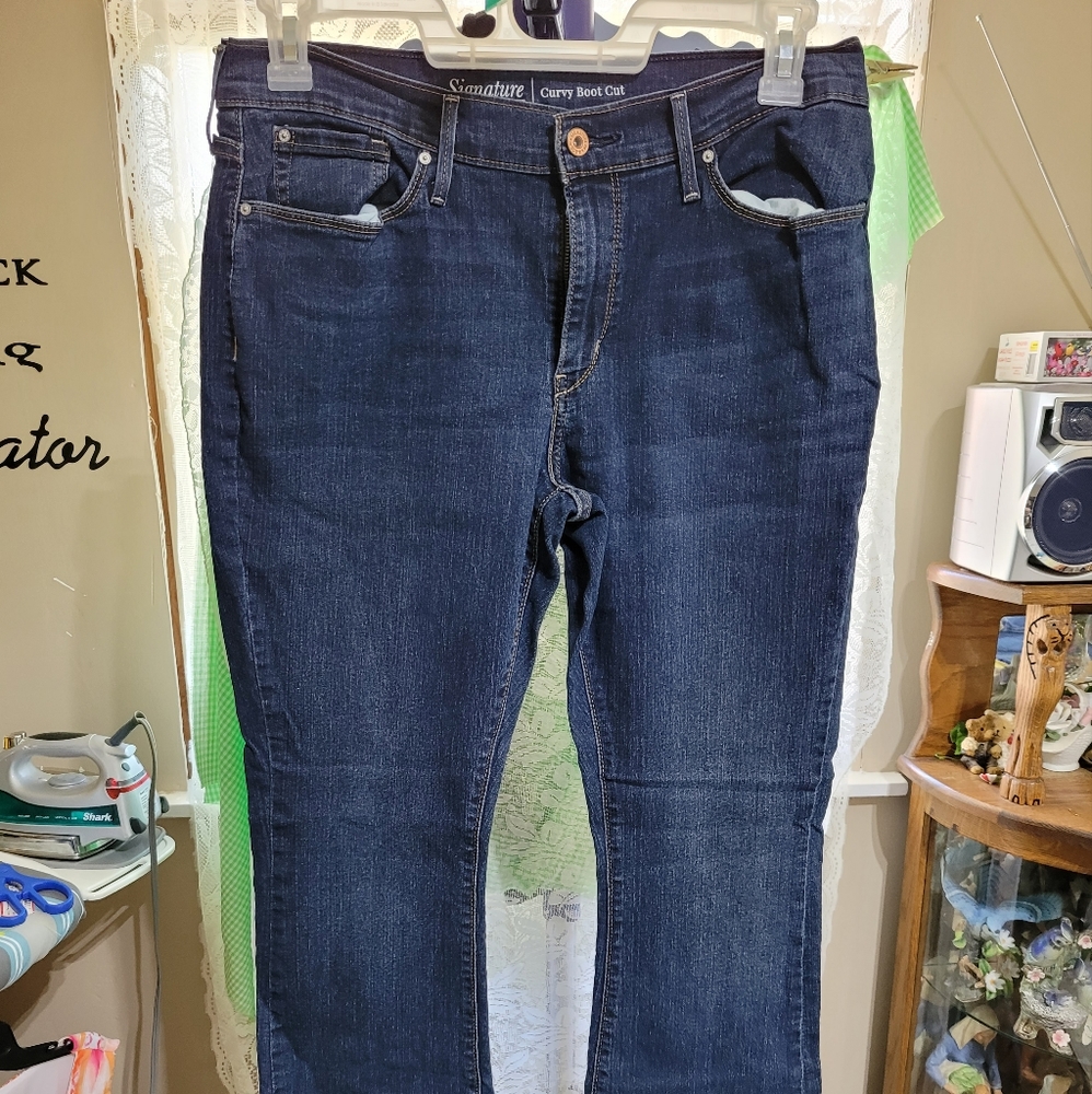 (2781) Signature by Levi Strauss & Co., Curvy Boot Cut. MEN'S W32 X L30